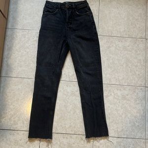 URBAN OUTFITTERS BDG Dillon Black Straight Leg Jeans- Size 24